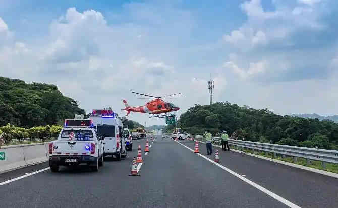 平城区高速公路汽车救援案例